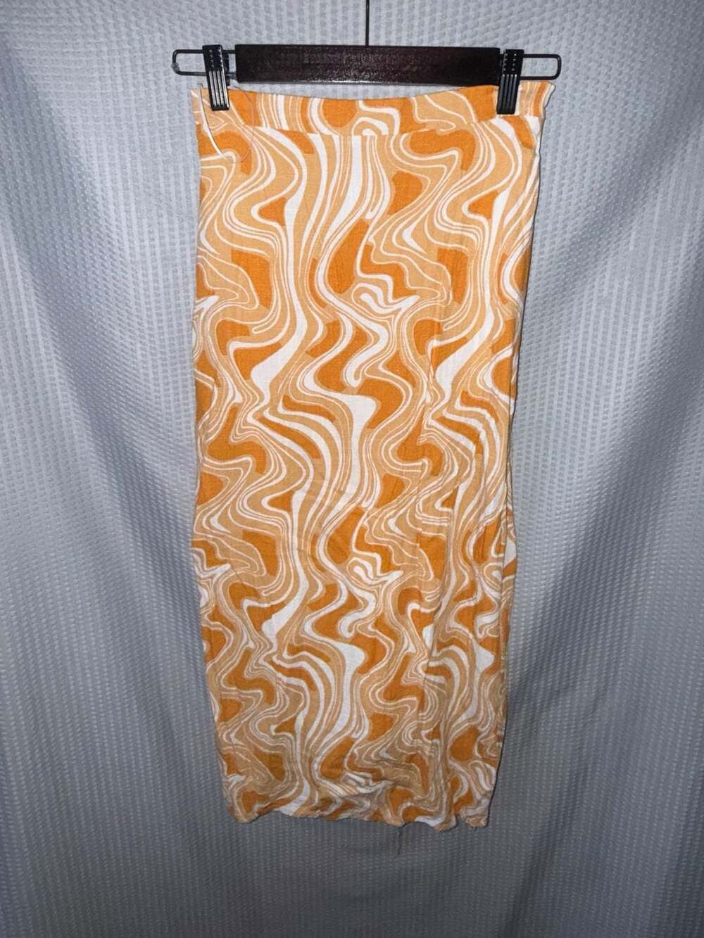 CAARA XS Orange White Swirl Print Midi Skirt with Front Slit
